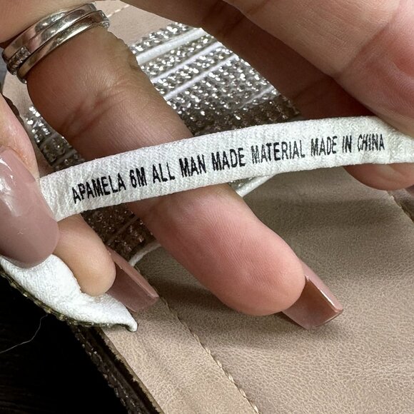 Adiamo Apmela Women's size 6 Studded Rhinestone Slide Sandals - Picture 8 of 8